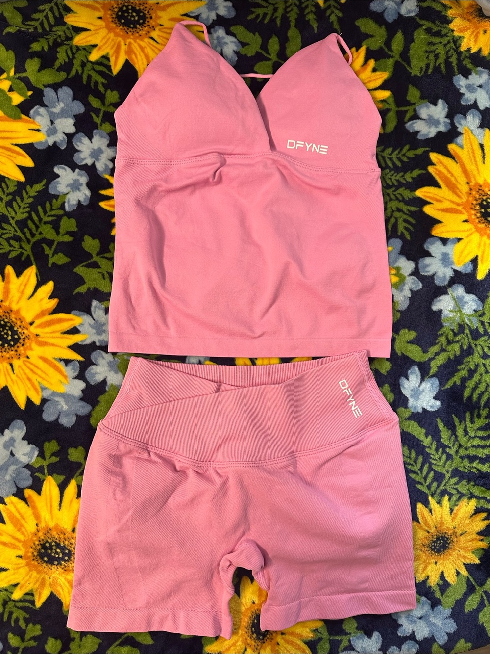 DFYNE Pink Active Crop Tank & High-Waisted Shorts